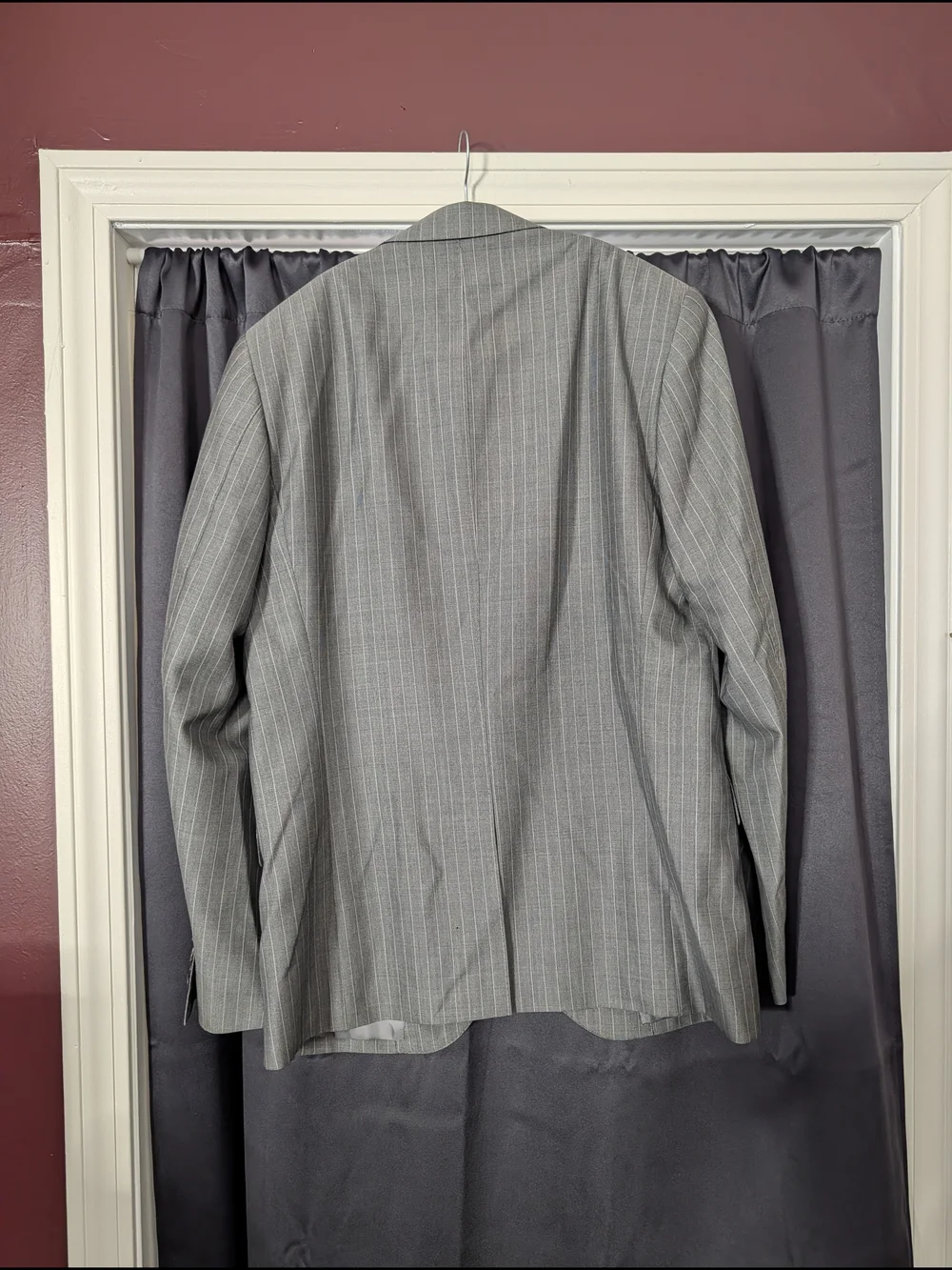 CARVEN Gray Pinstripe Savile Row Wool Men's 2pc Suit - Jacket and Trousers